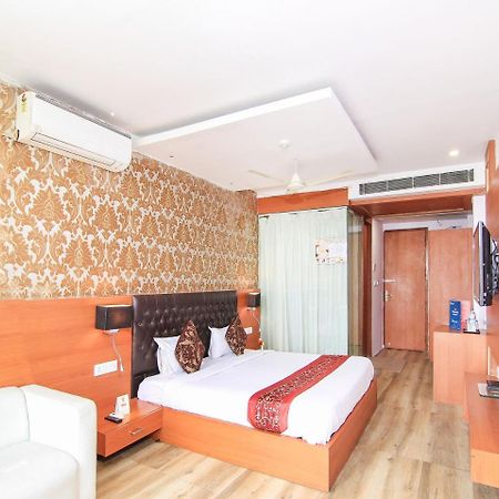Oyo 3683 De Global Park Otel Hasanganj Dış mekan fotoğraf