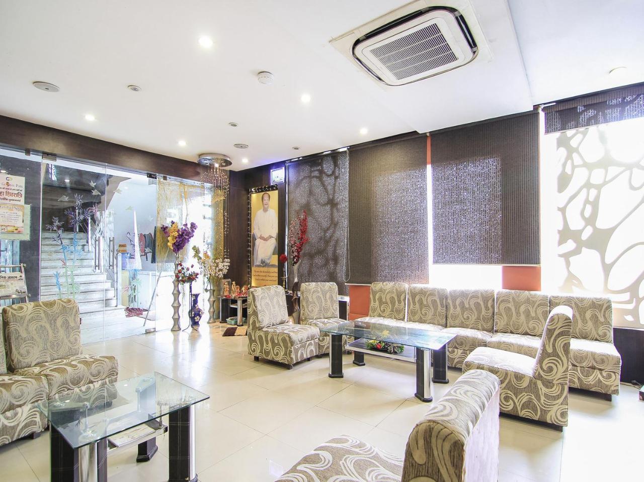 Oyo 3683 De Global Park Otel Hasanganj Dış mekan fotoğraf