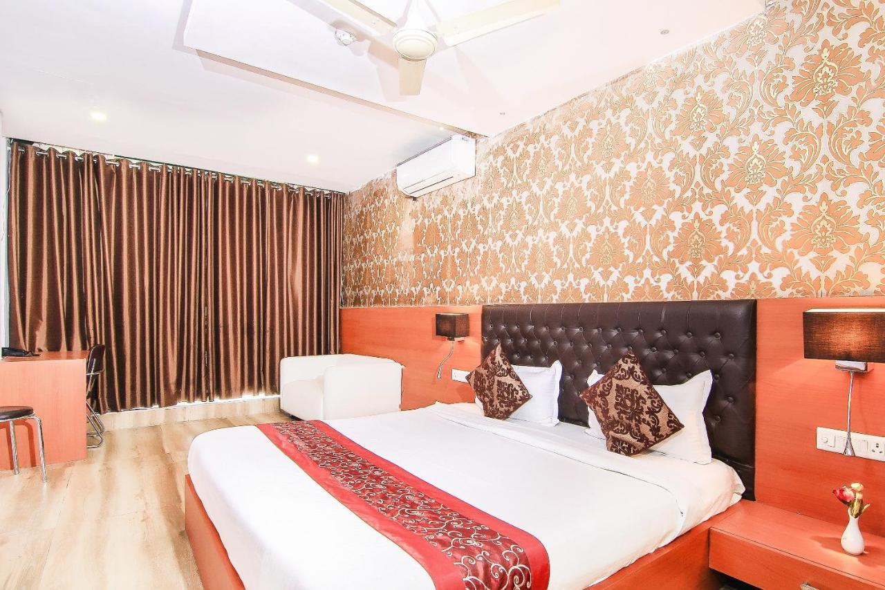 Oyo 3683 De Global Park Otel Hasanganj Dış mekan fotoğraf